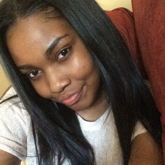 Meet your Posher, Sydnie - Picture 1 of 1